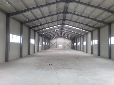 Hala depozitare/productie + birouri de inchiriat in Doba